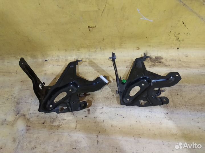 Кронштейн блока Audi Q7 4L Ауди кью 7 ку 7