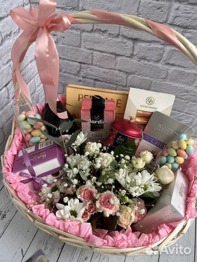 Подарочная корзина, вкусный подарок