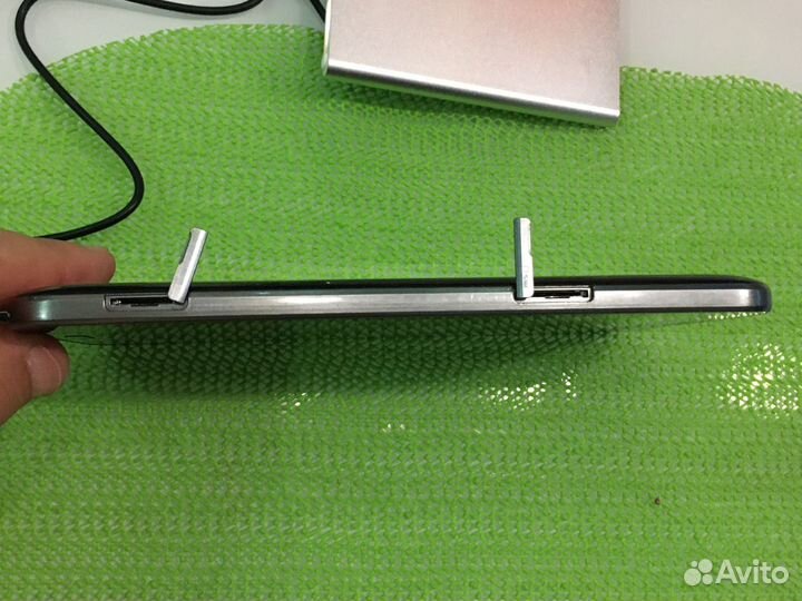 Планшет Samsung Galaxy Tab 3 7.0 SM-T211