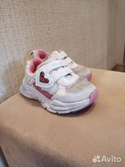 Кроссовки для девочки