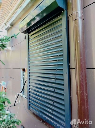 Гаражные секционные ворота с доставкой