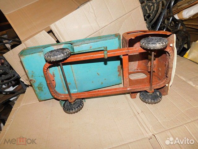 Большой грузовик-самосвал лтз.СССР в коллекцию