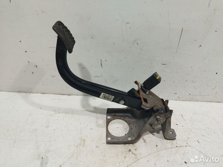 Педаль тормоза Solaris 2010-2017 (МКПП)