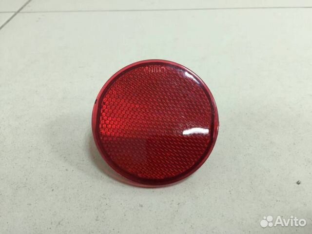 Отражатель задний Toyota Corolla E150 2006-2013