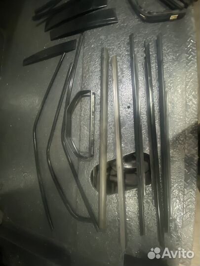 Молдинги Shadow Line BMW E30