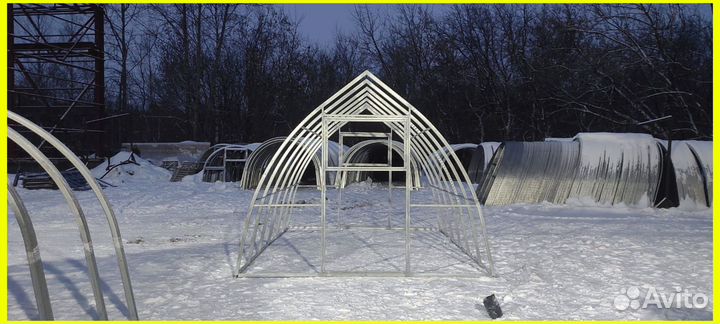 Теплица Усиленная с поликарбонатом Р