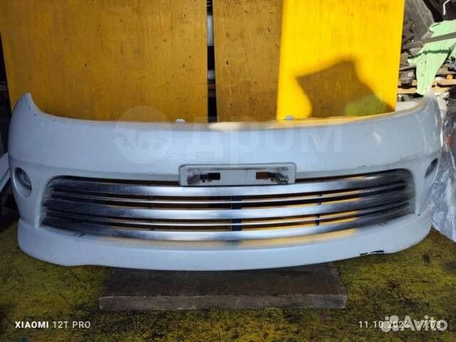 Бампер передний Nissan Elgrand E51 Rider