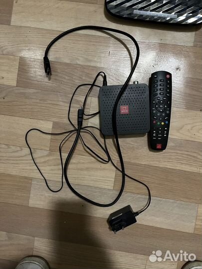 TV приставка Дом.ру и роутер