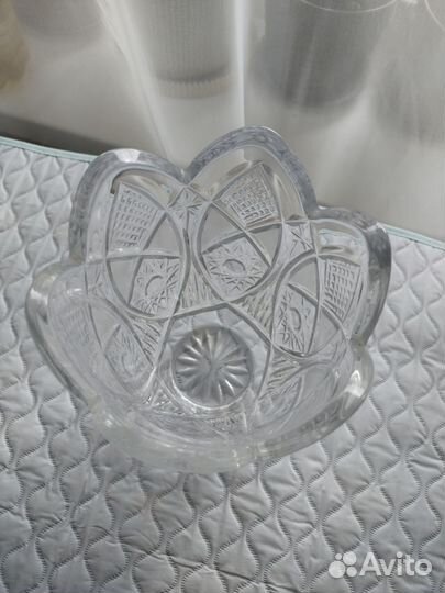 Хрустальная ваза