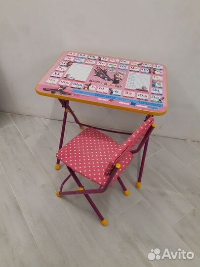 Детский стол и стул