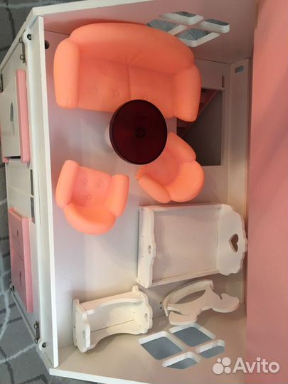 Домик кукольный