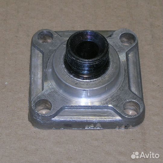 Штуцер нш-50 с резьбой М27*1,5