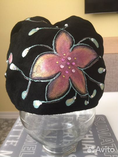 Дизайнерский головной убор