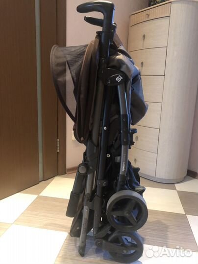 Прогулочная коляска peg perego si трость