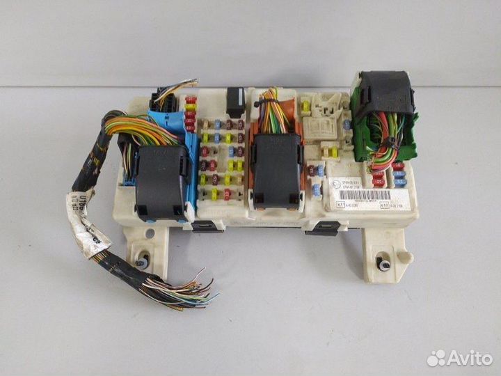 Блок предохранителей салонный Ford Focus 2
