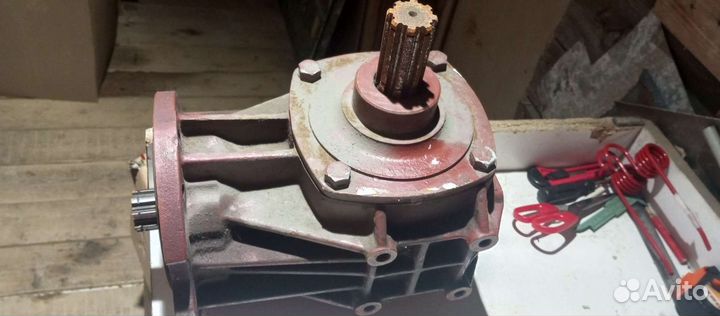 Редуктор для косилки