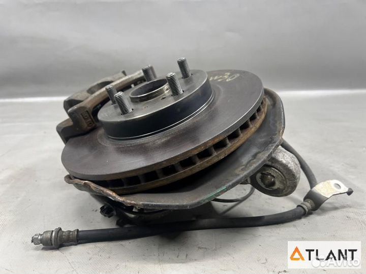 Ступица передняя левая toyota prius