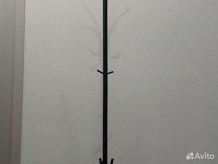 Вешалка в прихожую