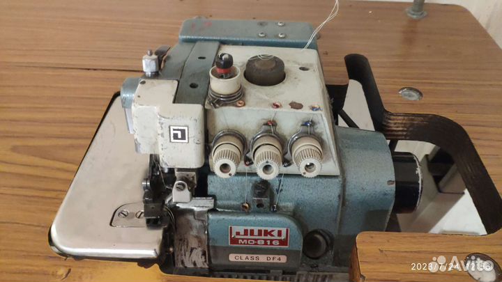 Швейная машина оверлок juki