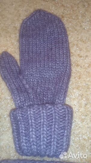 Комплект вязаный тёплый: шапка, шарф и варежки