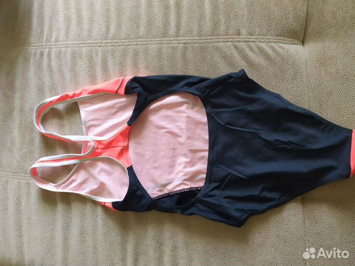 Купальник в бассейн для девочки 140-146