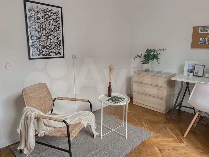 Комната 13 м² в 5-к., 3/8 эт.