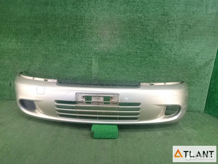 Бампер передний toyota funcargo