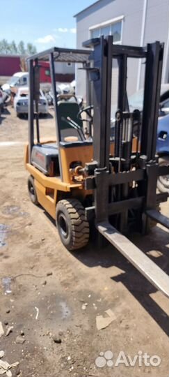 Вилочный погрузчик Toyota 02-3FD15, 2003