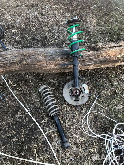 Детали на ладу