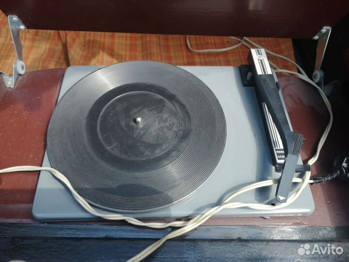 Радиола Кантата 204 по частям