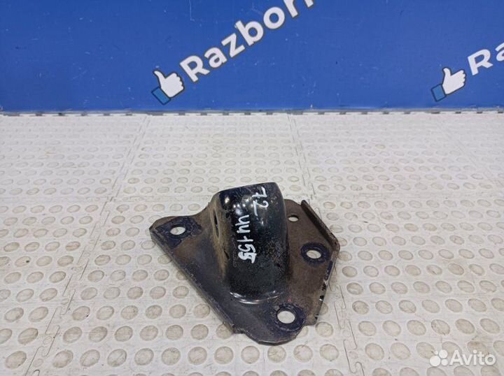 Кронштейн задний правый Renault Kaptur