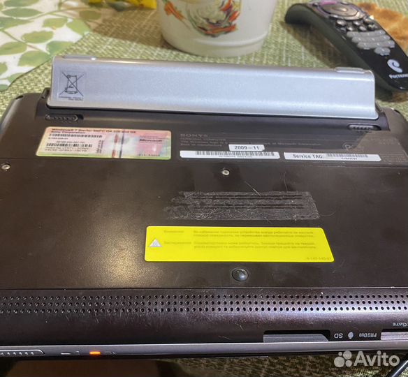 Sony vaio PCG-4V1V vpcw12z1r