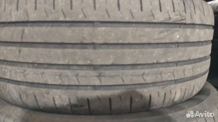 Continental ComfortContact - 5 215/55 R17 94W