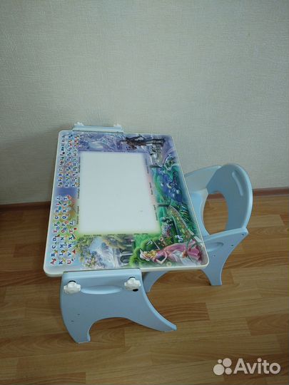 Детский стол и стул