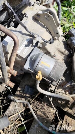 Двигатель +коробка TV всборе EZ30