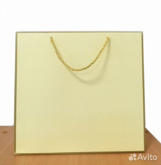 Подарочный набор с термокружкой