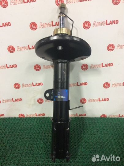 Стойка задняя правая Toyota Corolla AE110 5A-FE