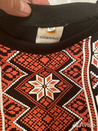 Вышиванка свитер