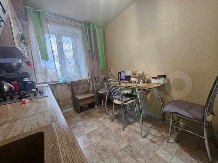 2-к. квартира, 53 м², 3/5 эт.