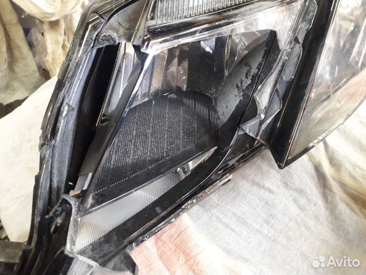 Фара шкода А7