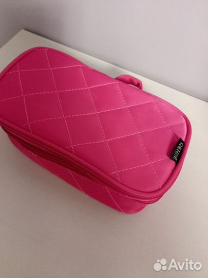 Косметички большая и маленькая