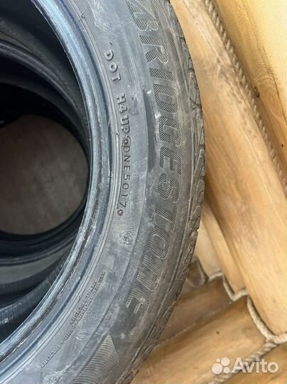 Bridgestone Dueler H/T 687 225/55 R17