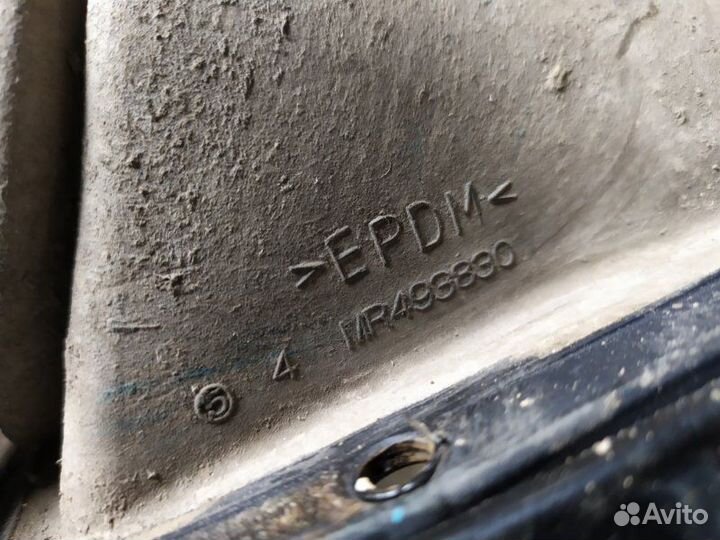 Кожух рулевой колонки Mitsubishi Lancer CS 2005