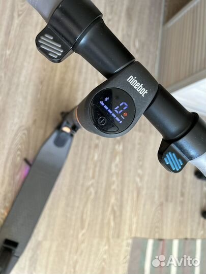 Самокат взрослый Ninebot KickScooter by Segway es2