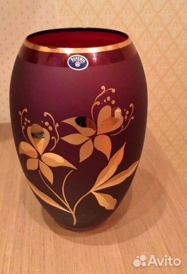 Ваза, цветное стекло