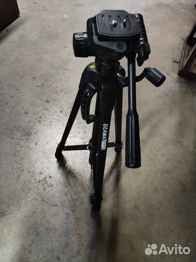Штатив для фотоаппарата