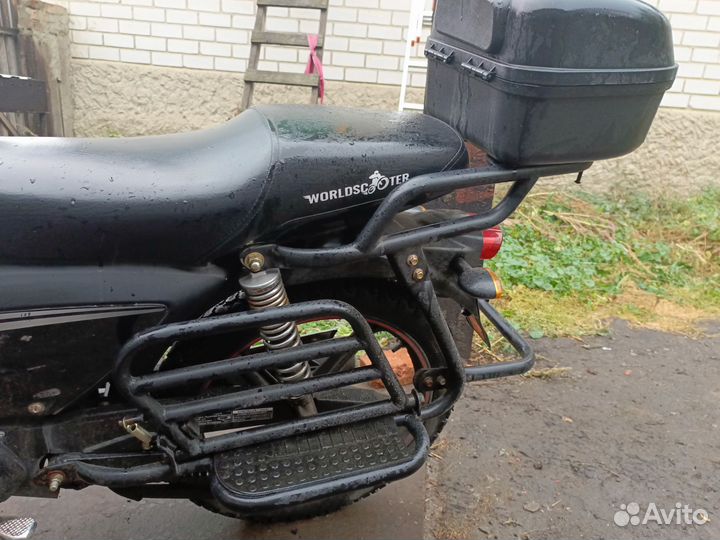 Продаю мопед