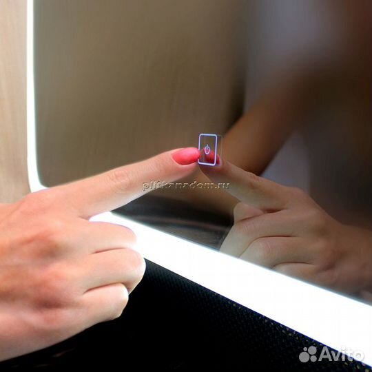 Зеркало Континент Amaze LED 600x800 с подсветкой с сенсорным выключателем злп481