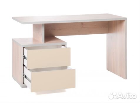 Стол письменный