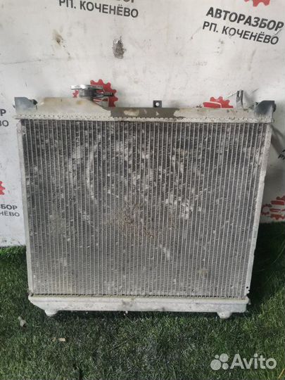 Радиатор охлаждения двигателя Suzuki Escudo G16A